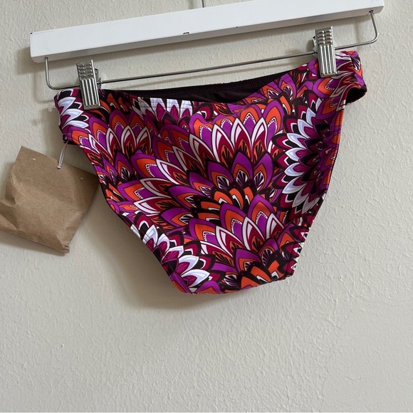 NWT $49 PRANA RENA REVERSIBLE DARK BROWN NEON BERRY FLORA BOTTOM SWIM - Picture 3 of 3